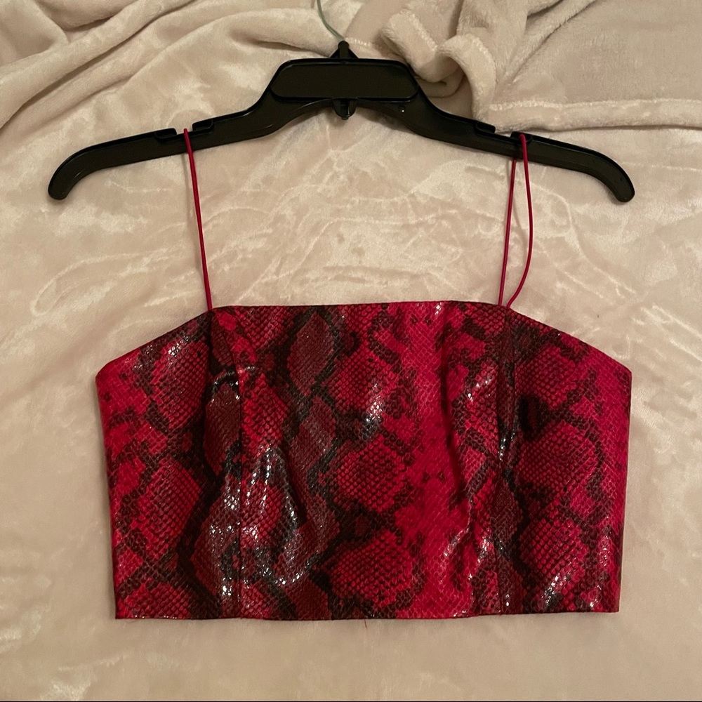 Super down snakeskin crop top size XS